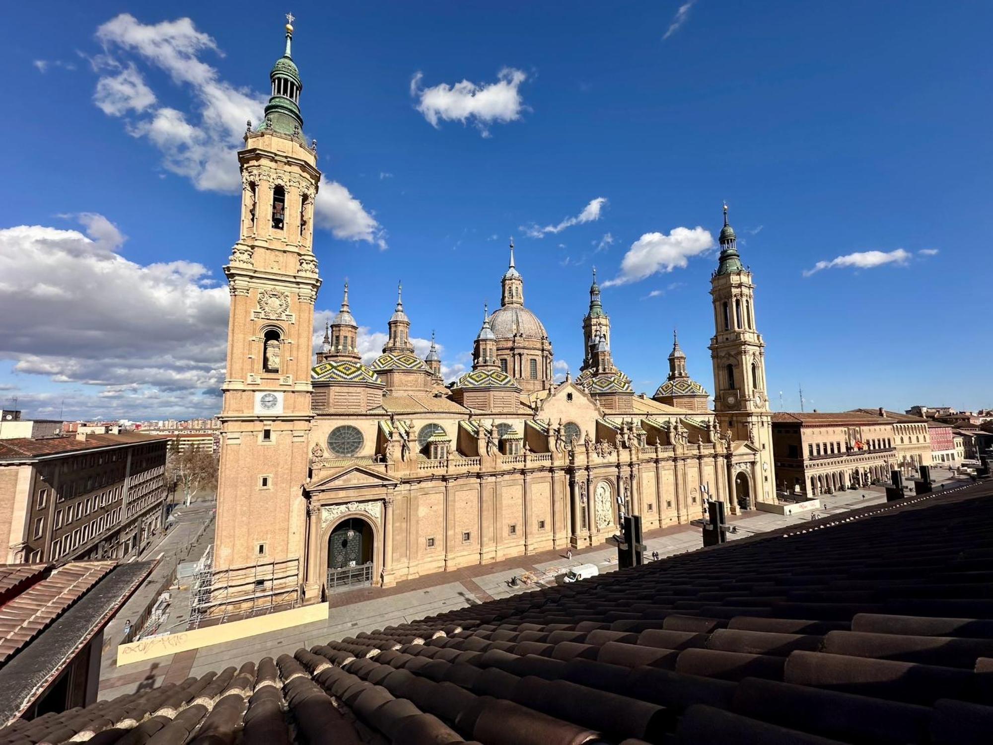 La Plaza Del Pilar Appartement Zaragoza Buitenkant foto